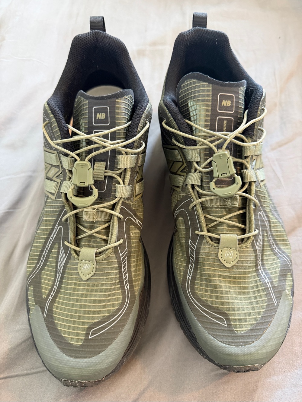 New Balance Men’s Olive/Tan Trail Running Shoes with Quick-Lock Lacing